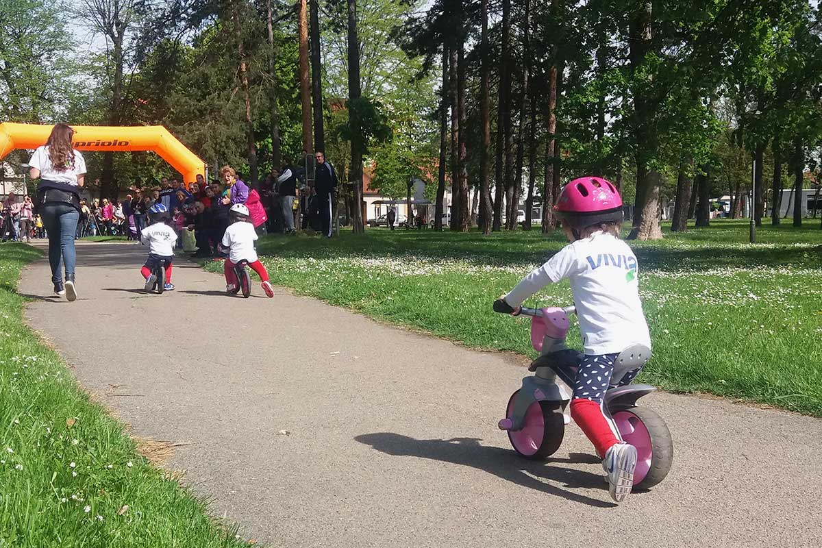 Vitinka-Vivia-sponzor-djecija-biciklijada-u-Banjaluci-2017